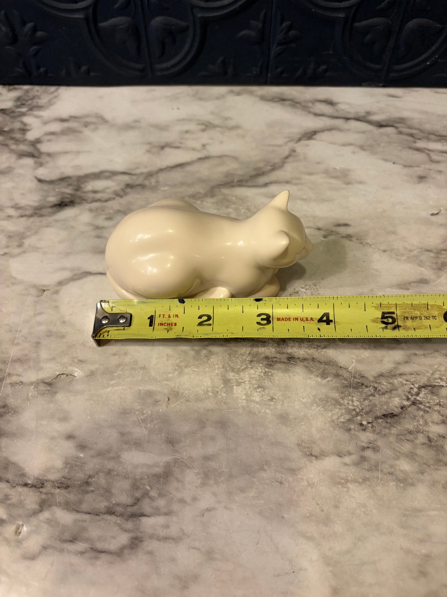 UK hand Cast Cream Cat