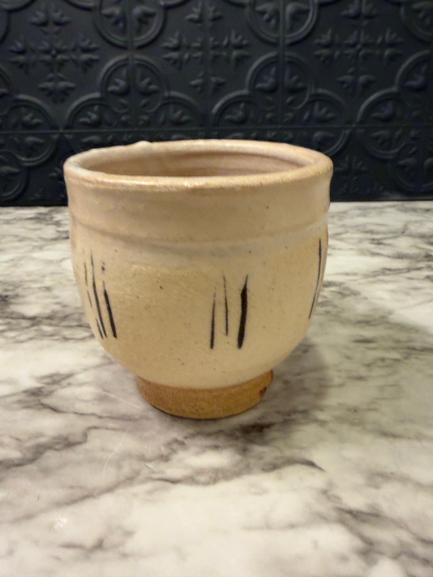 Cream Stoneware Pottery Cup with Slashes