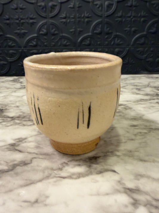 Cream Stoneware Pottery Cup with Slashes