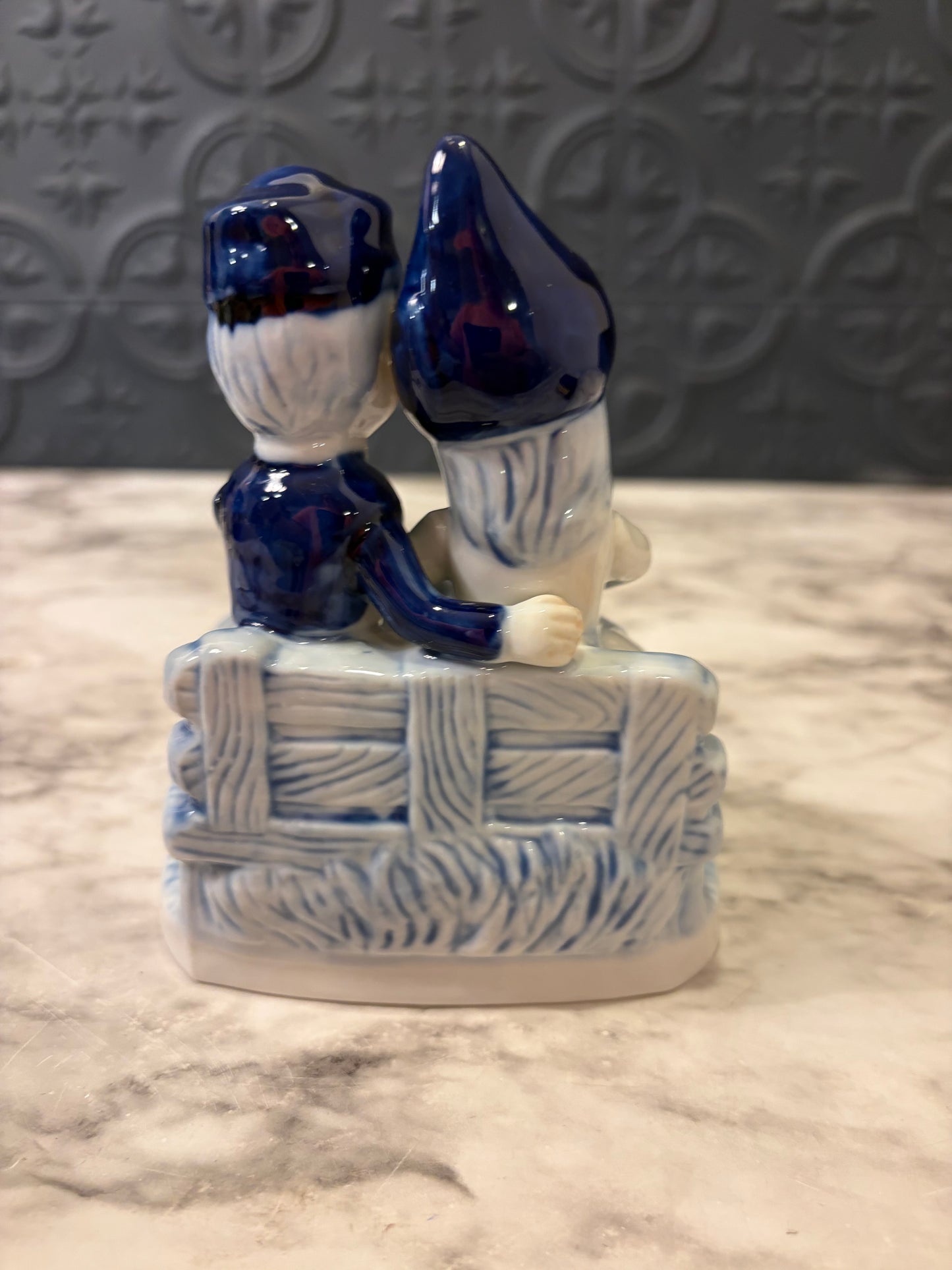 Delft Dutch Couple on Bench