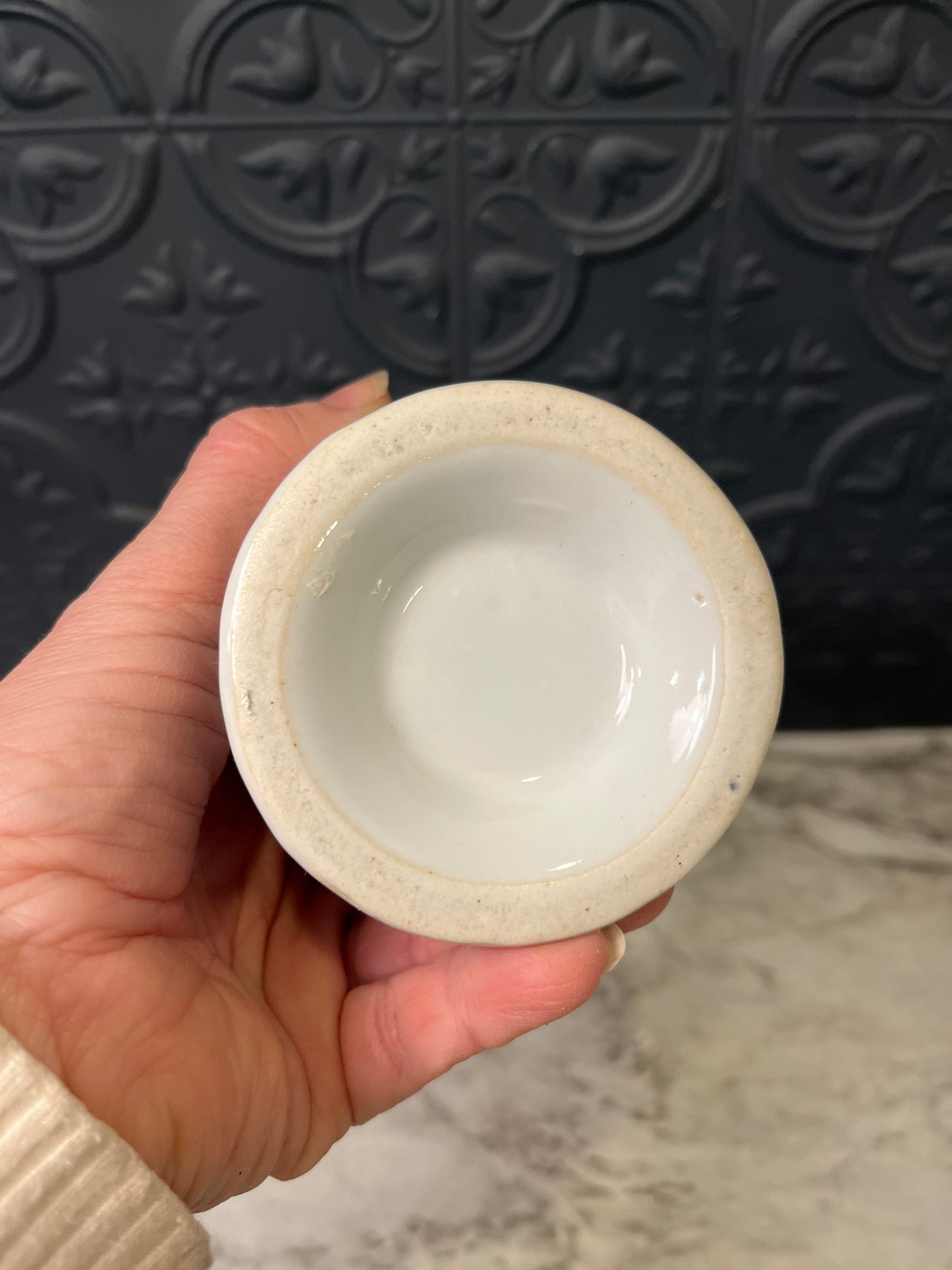 Blue and White Porcelain Vase 4.75"