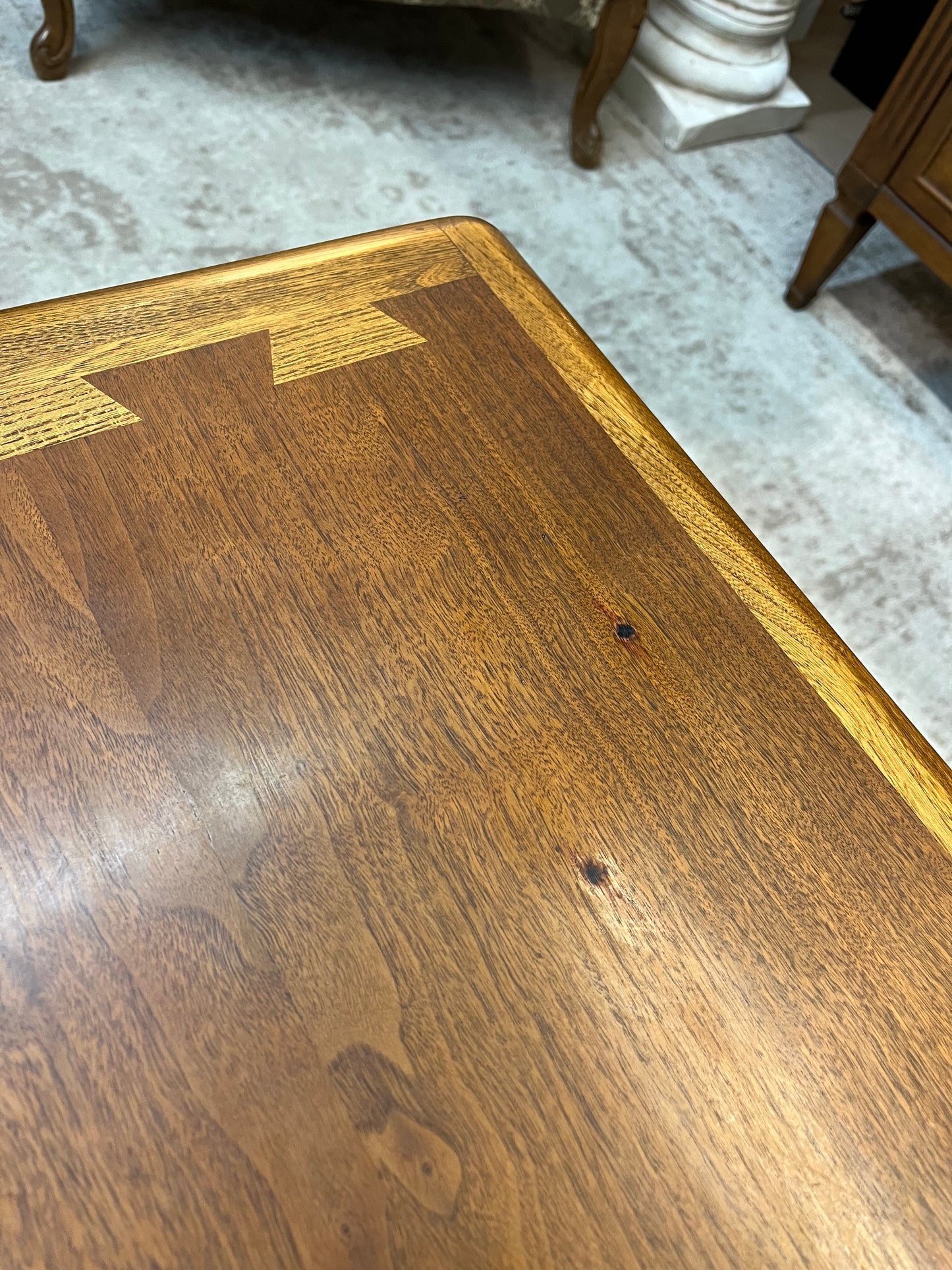 MCM Lane Acclaim Side Table Maple and Elm