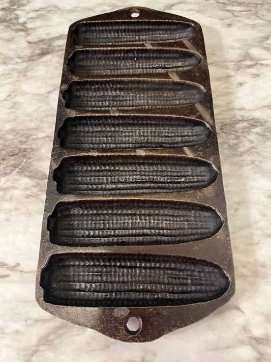 Cast Iron Cornbread 7 Slots