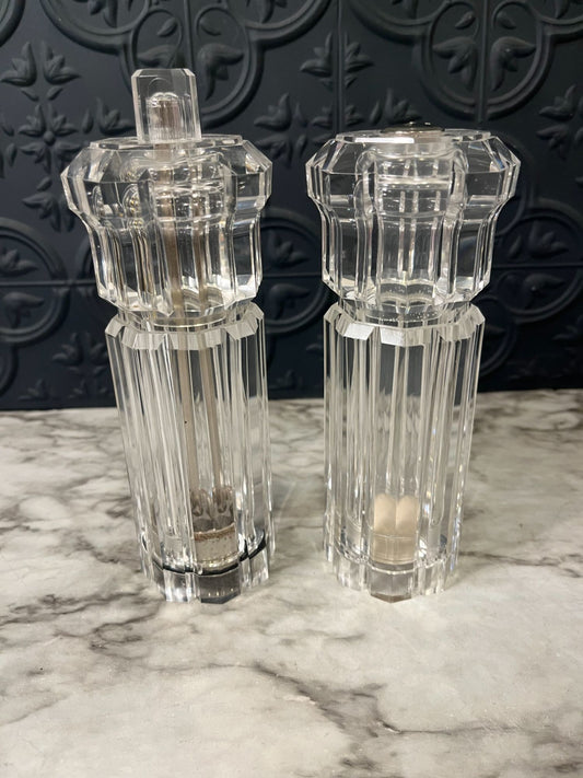 Cole and Mason Clear Salt and Pepper shakers