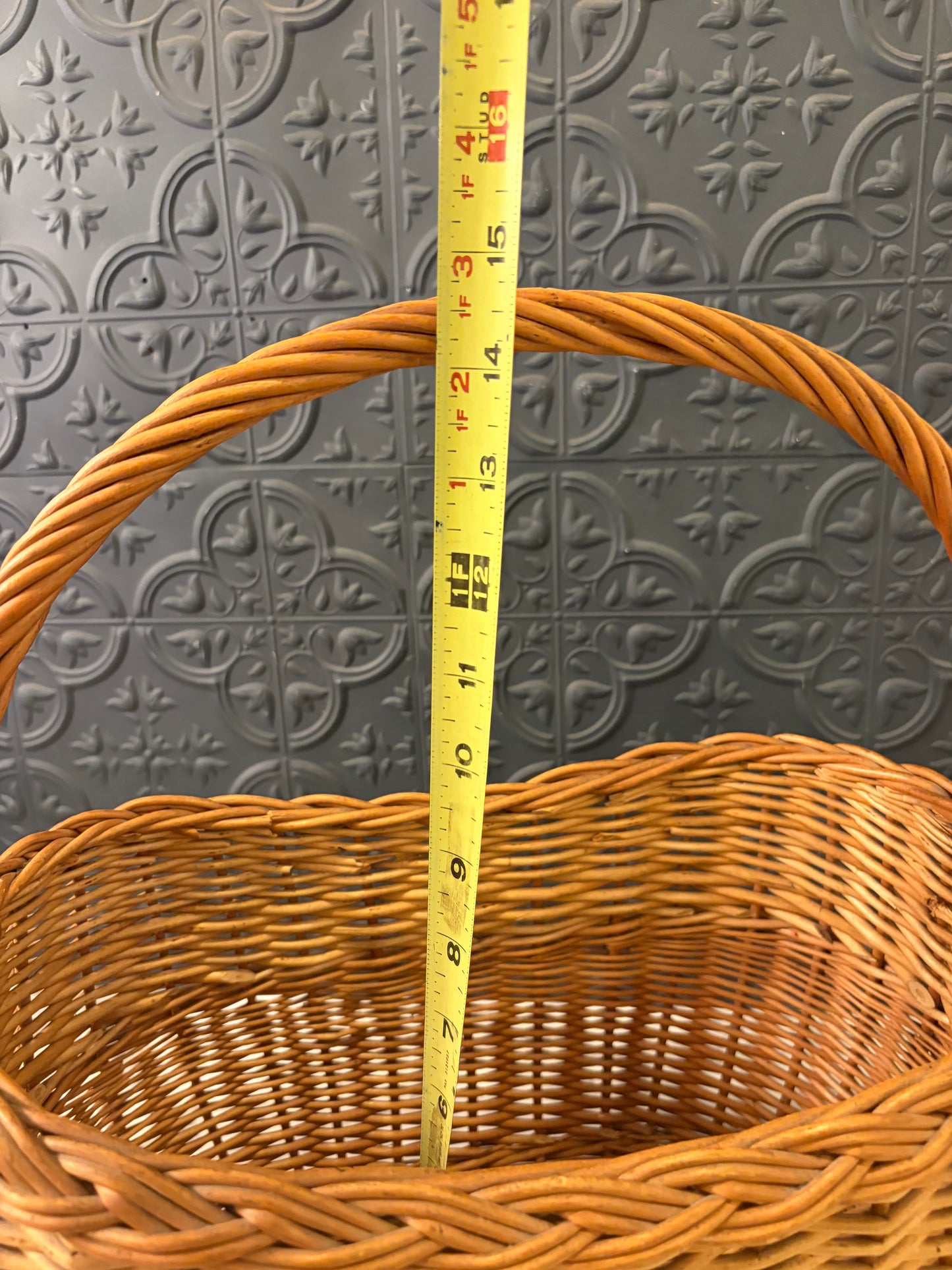 Oval Basket with Handle 13"L