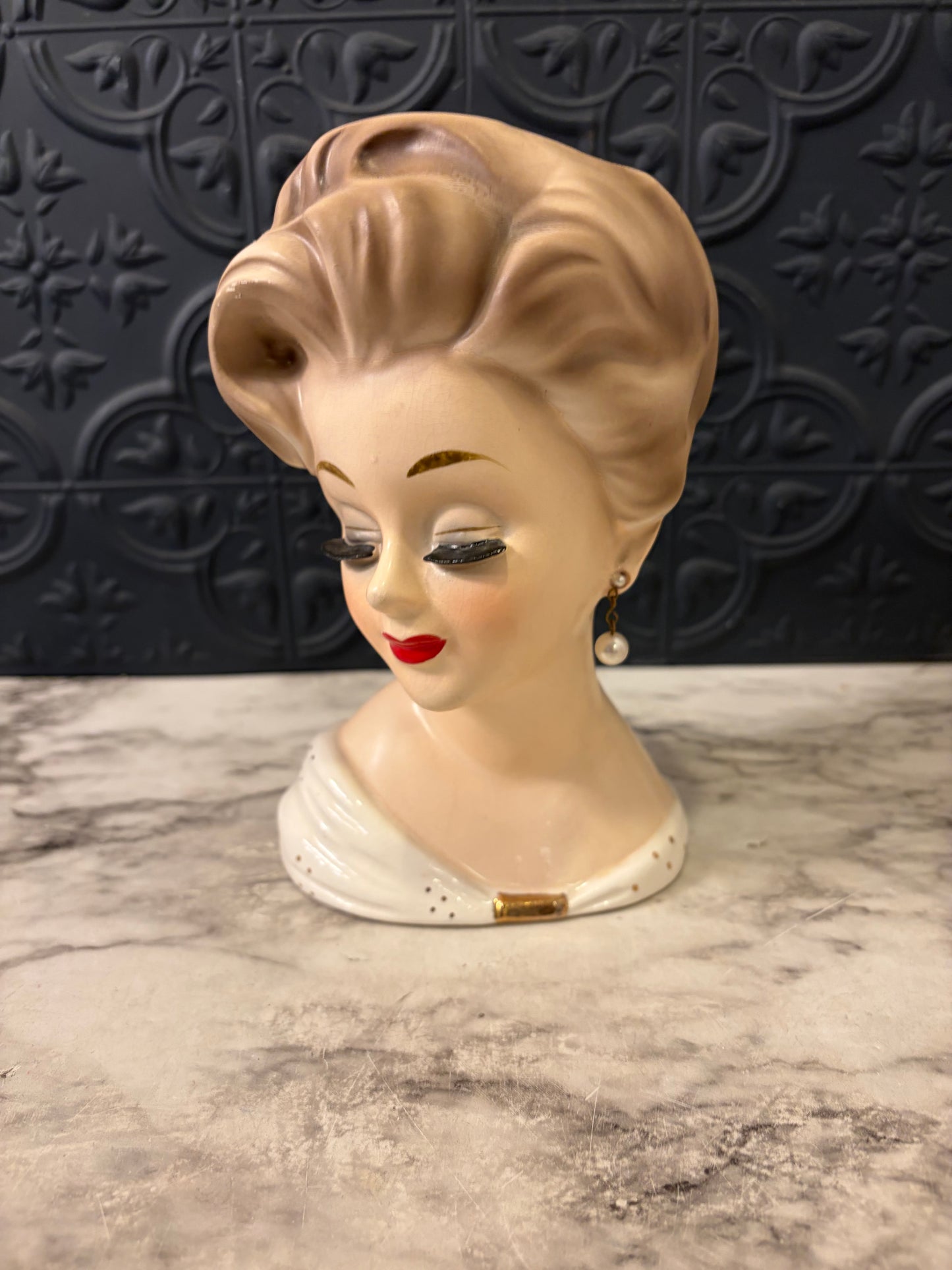 Inarco Lady Head Vase E1067 with Side Curl