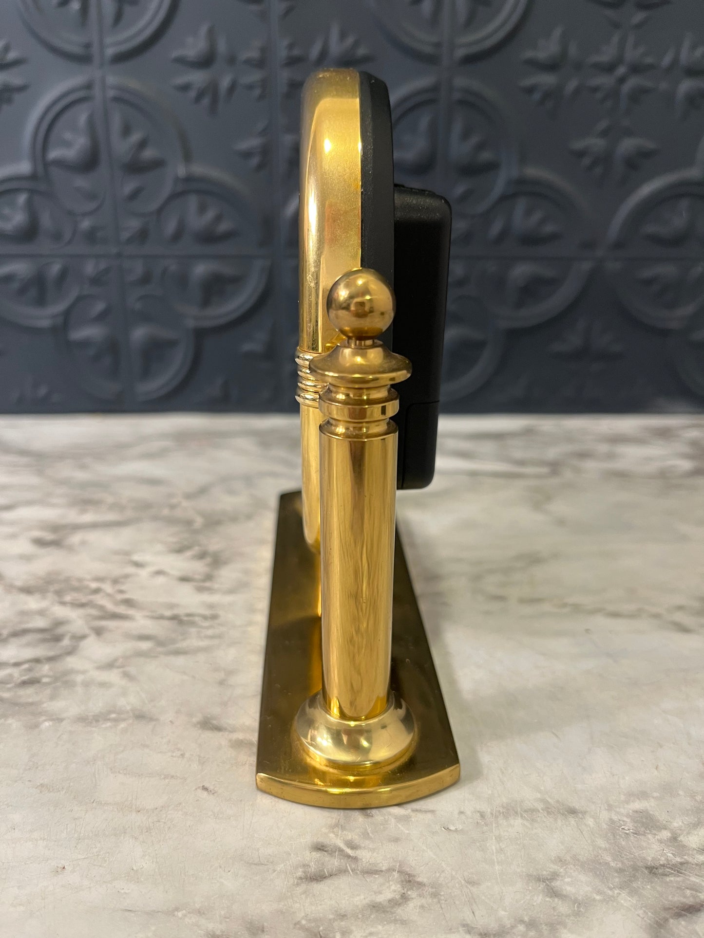 Brass Oval Linden Desktop Clock