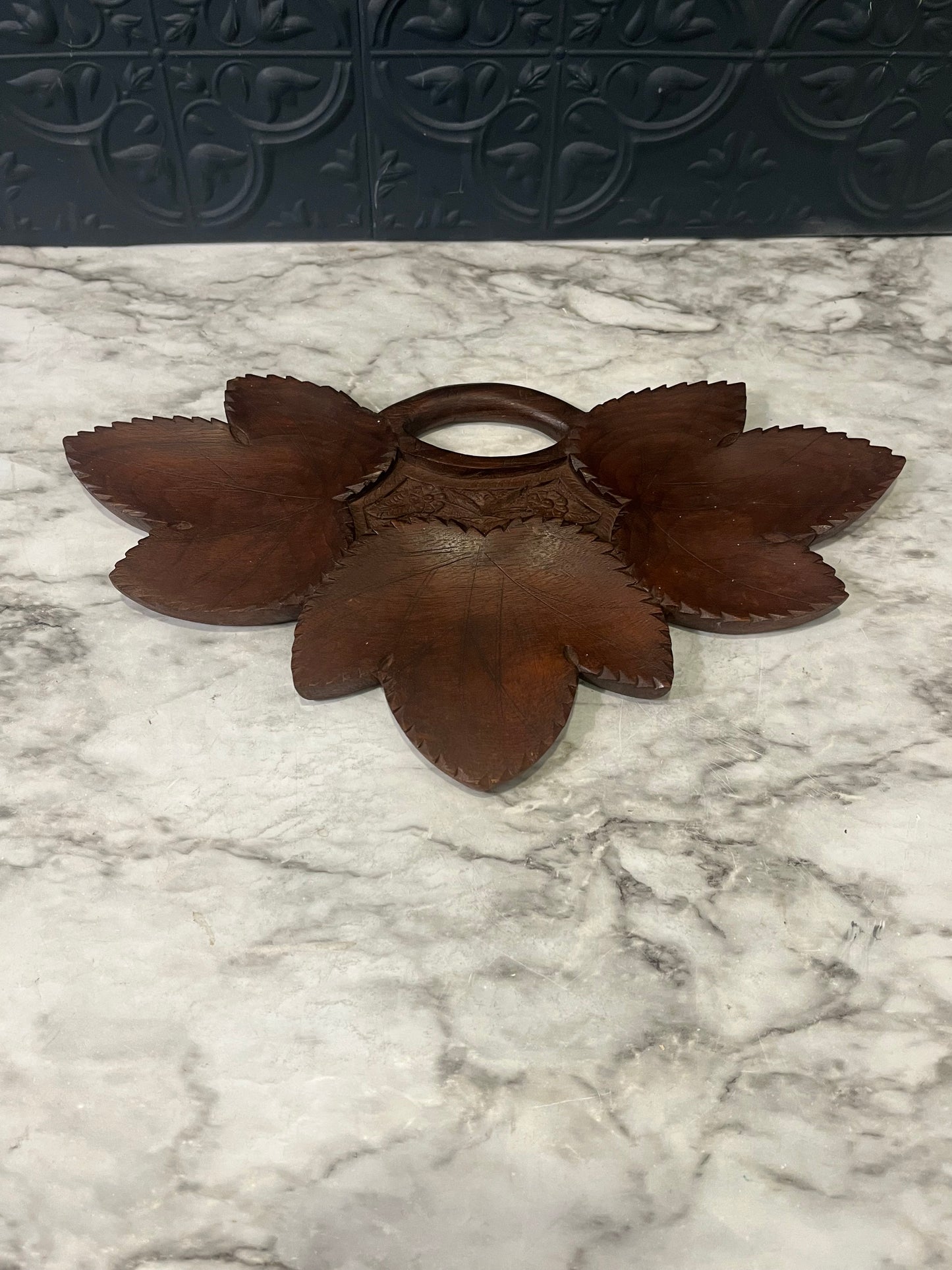 Wood Carved Leaf Tray