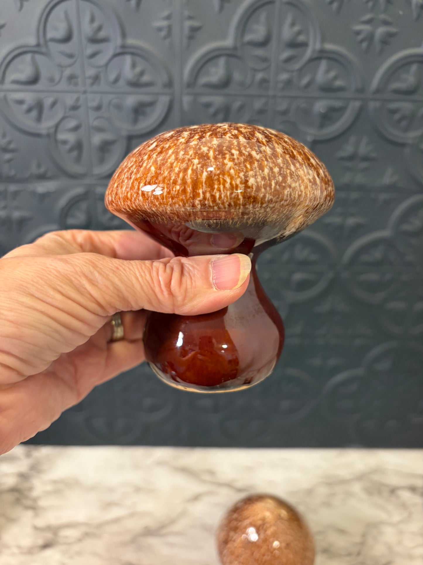 USA Pottery Brown Mushroom salt and Pepper
