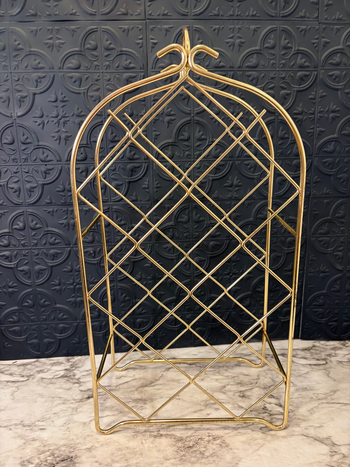 21" Brass Wire Tabletop Wine Rack