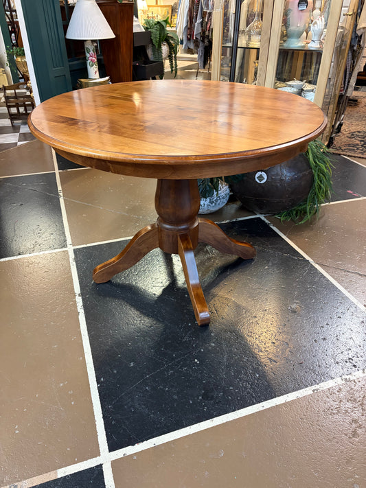 Round Woodleys Dining Table with leaf