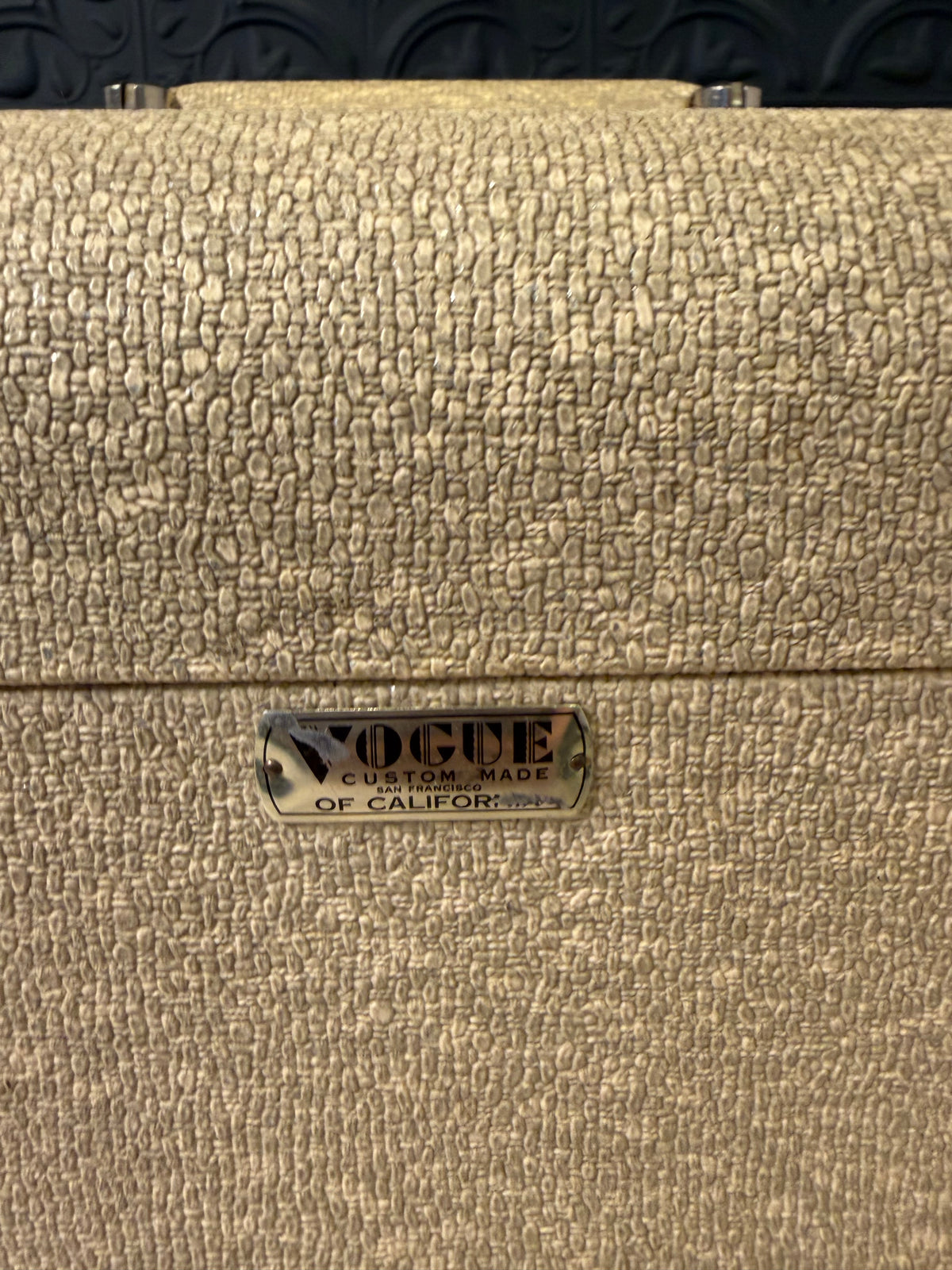 Vogue Cream Travel Small Case