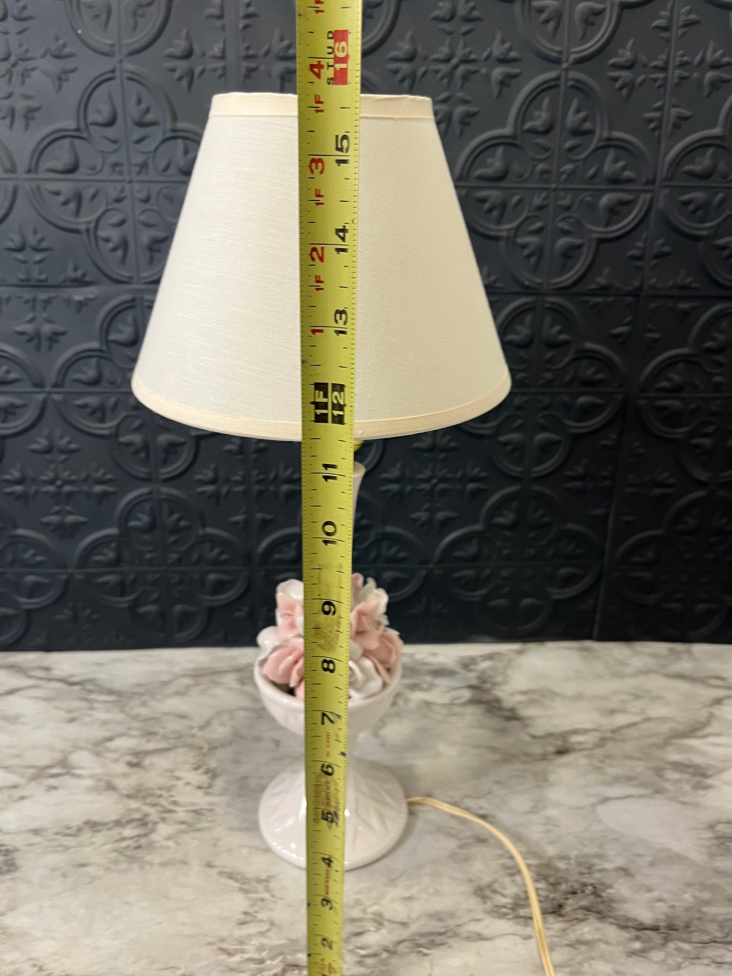 Porcelain Rose Basket Lamp