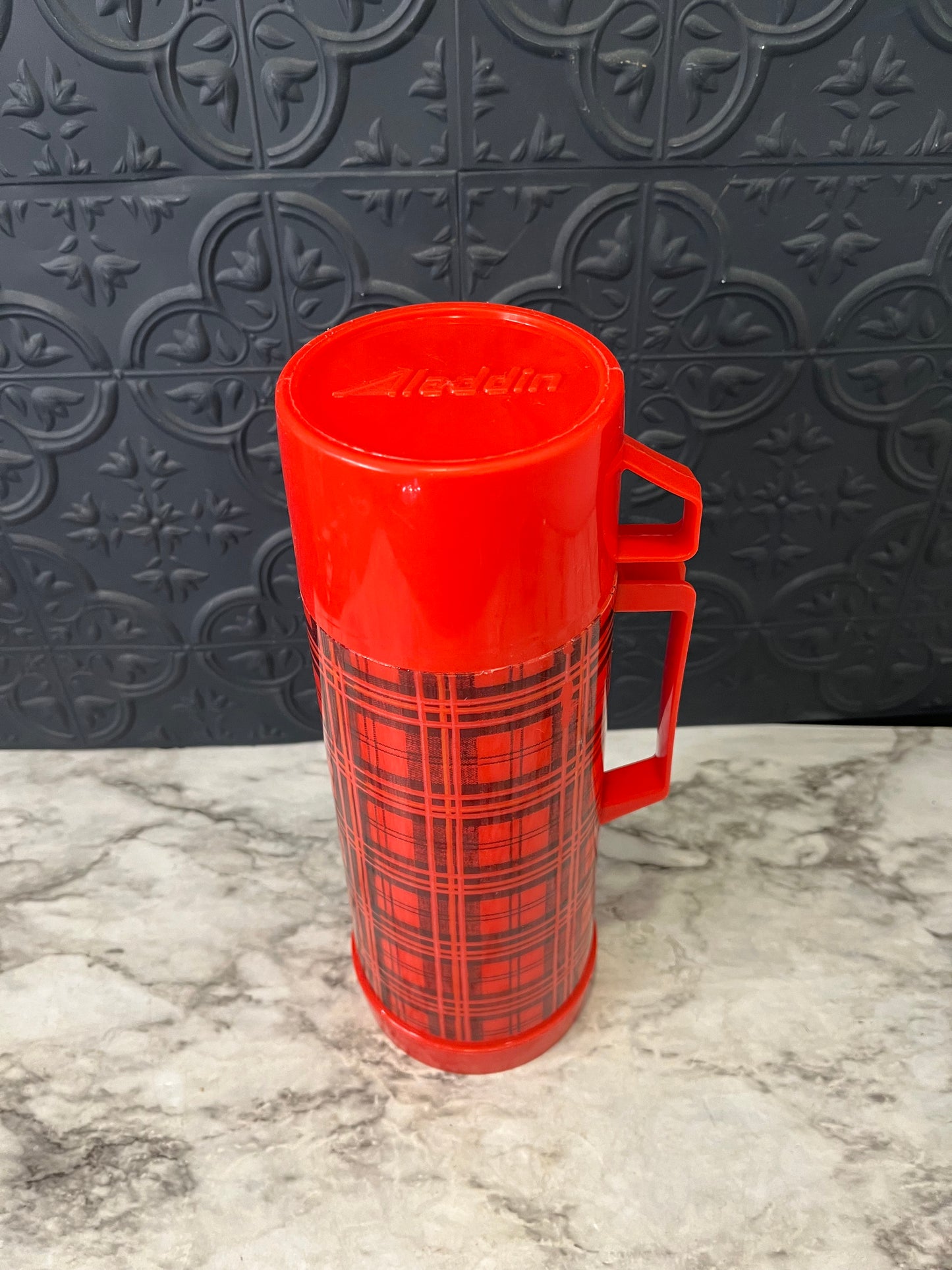 Aladdin Red Plaid Thermos