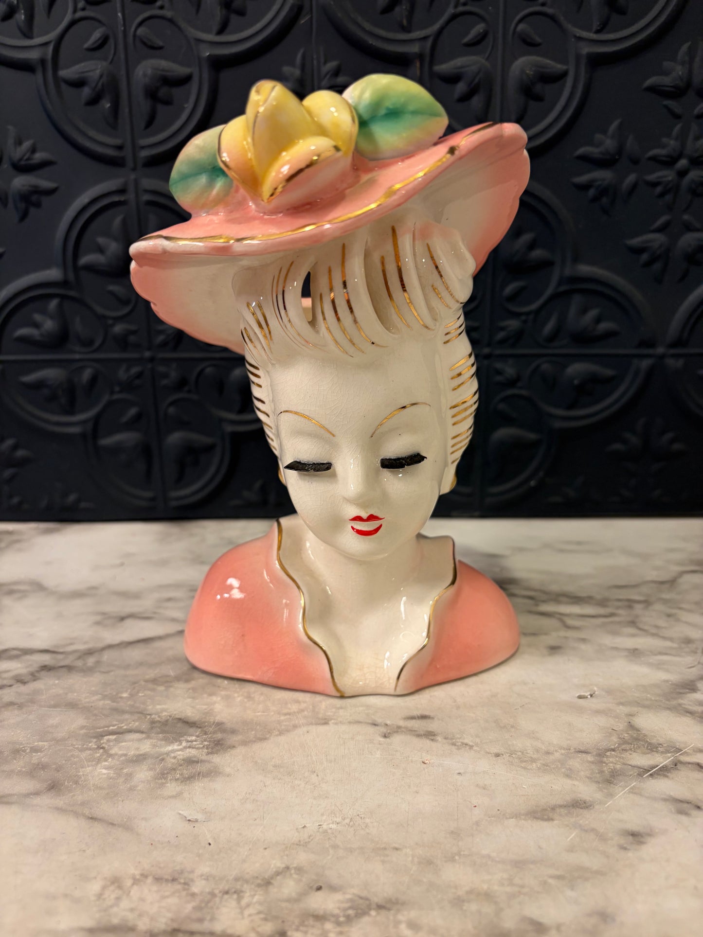 Napcoware Lady Head Vase Pink Scallop hat and top