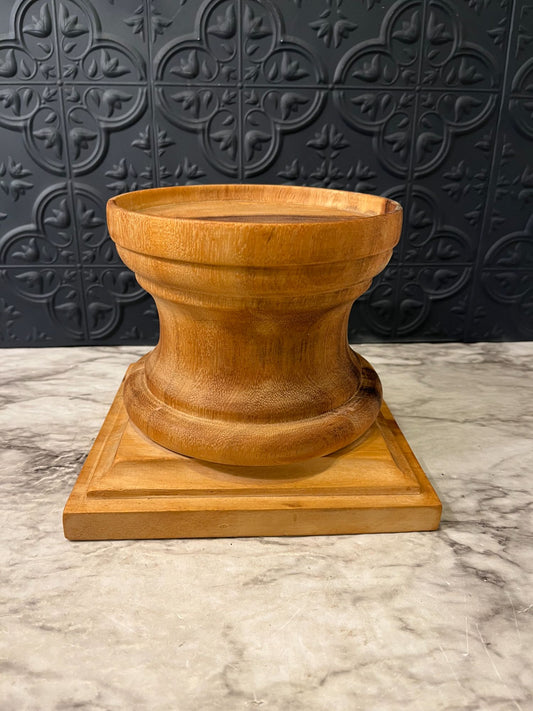 Short Wood Pillar Holder