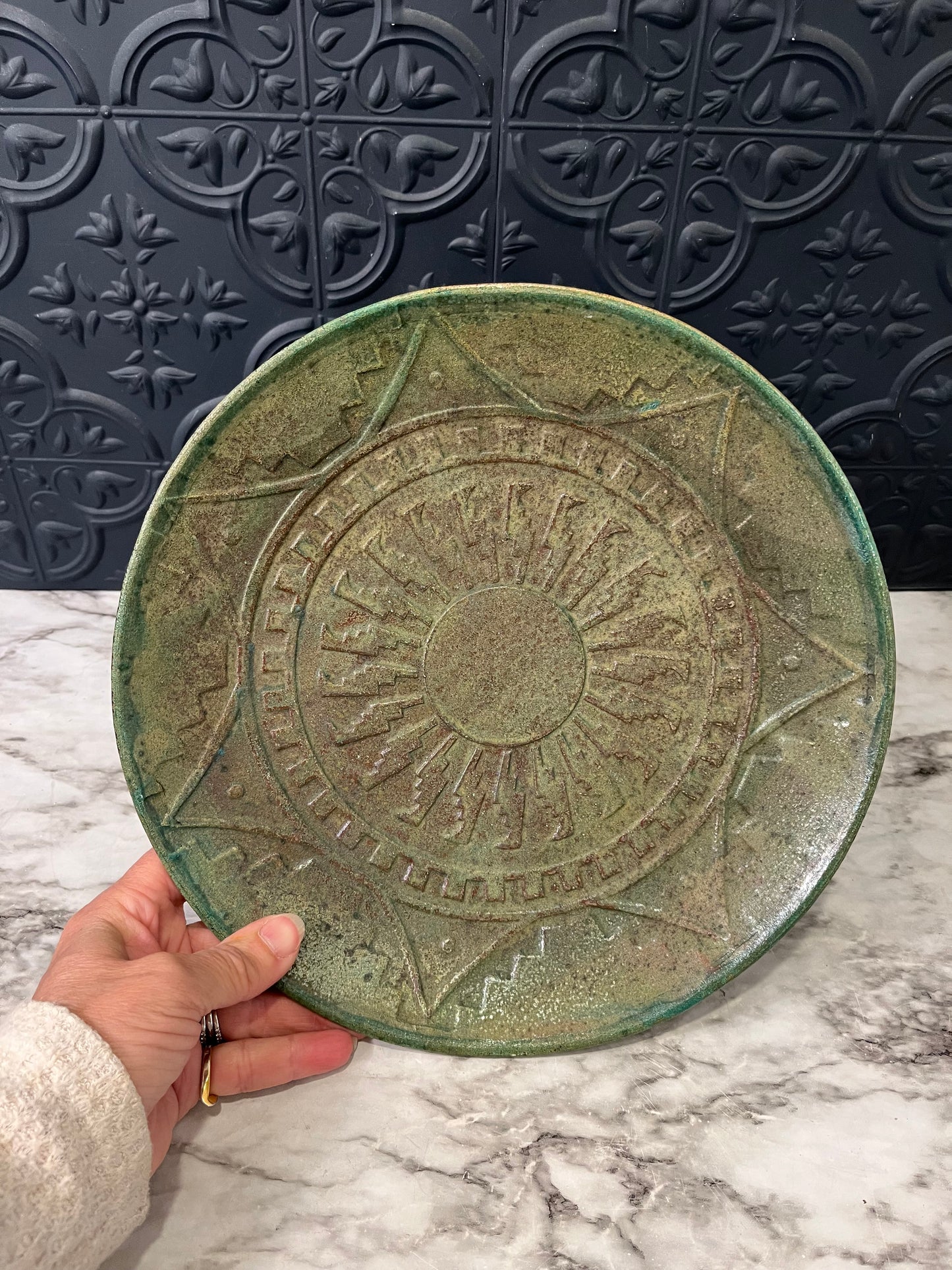 Stone Art Green Pottery Plate