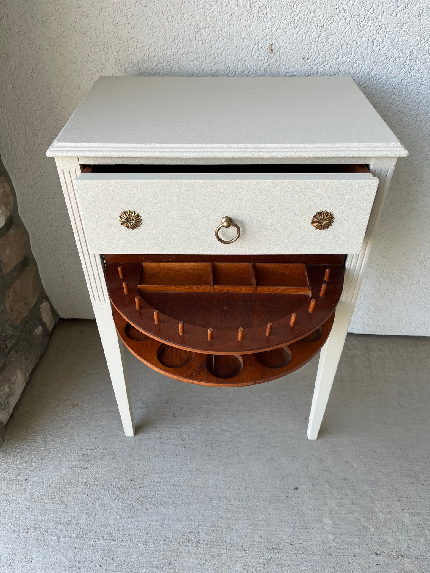 Small Cream Table/sewing