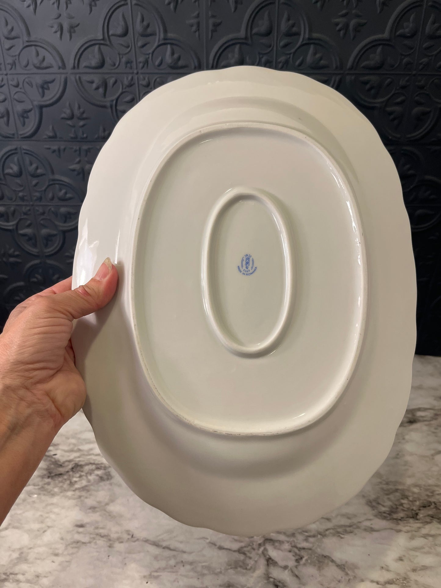 Jrjs Cream Serving Platter with Gold Edge