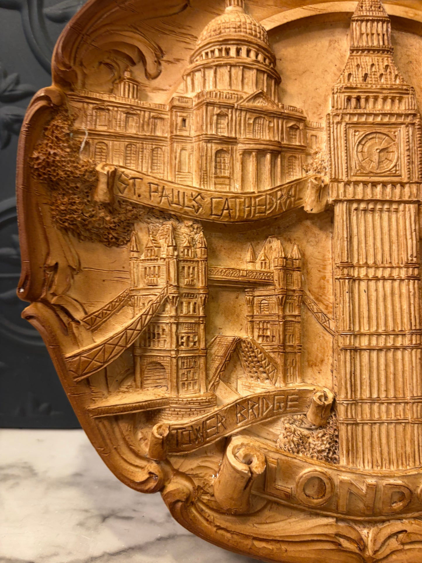 London 3D Wall Plate