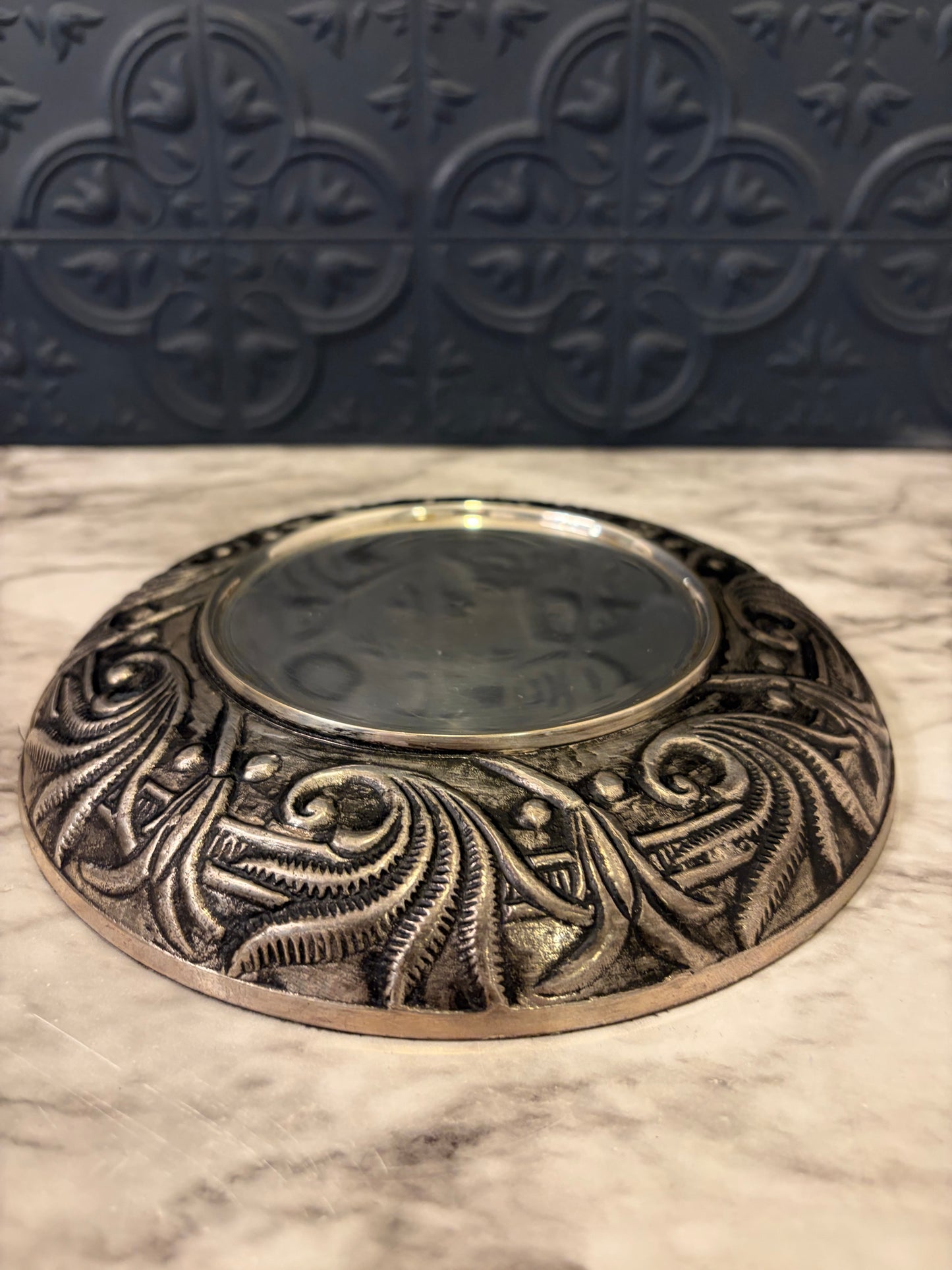 Round Detail Pewter Pedestal