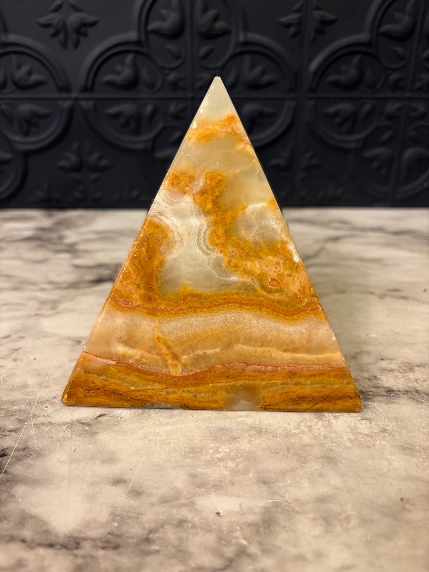 Onyx Pyramid Carmel Color 4"