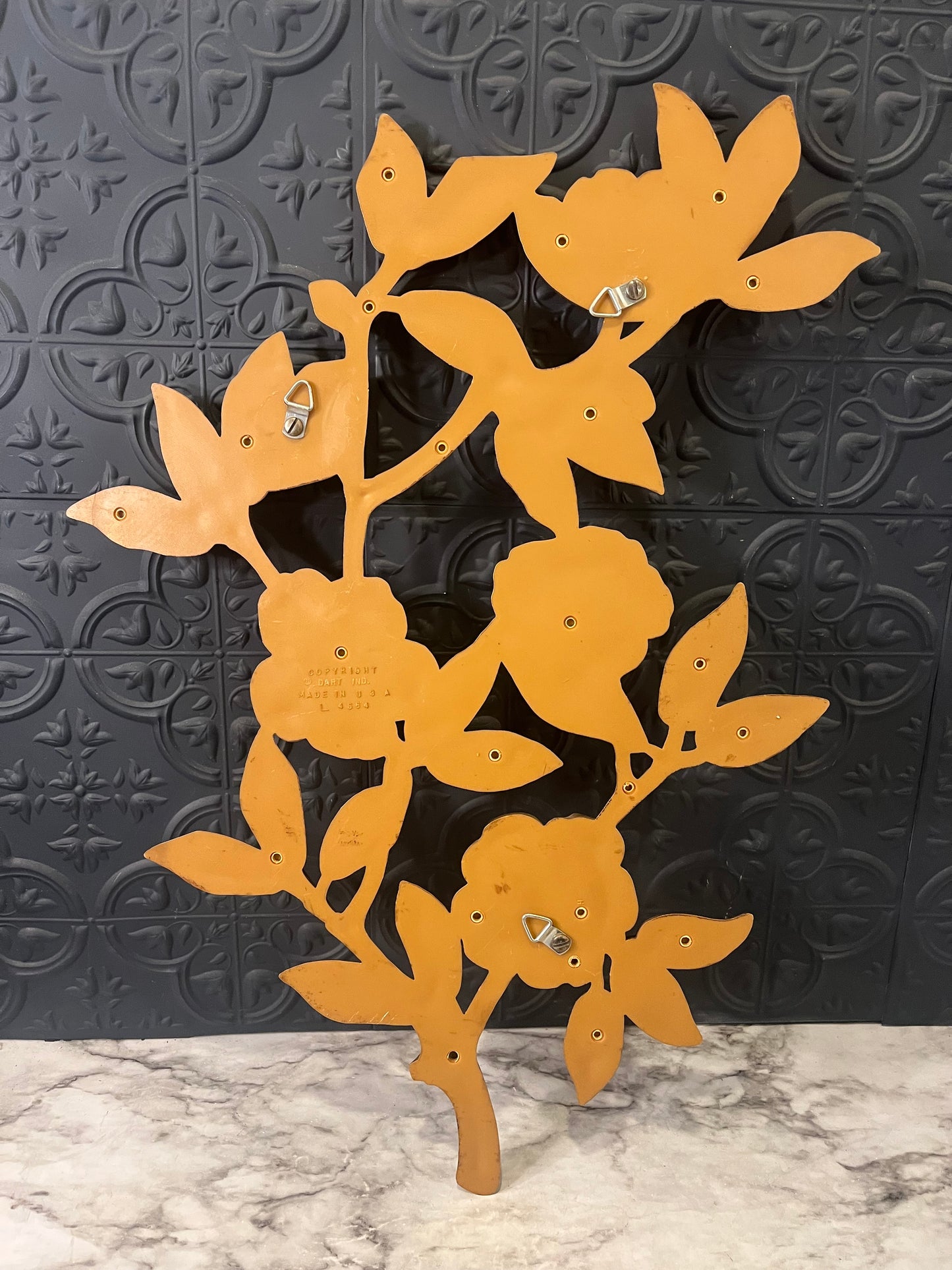 Dart Gold and Cream Dogwood Branch