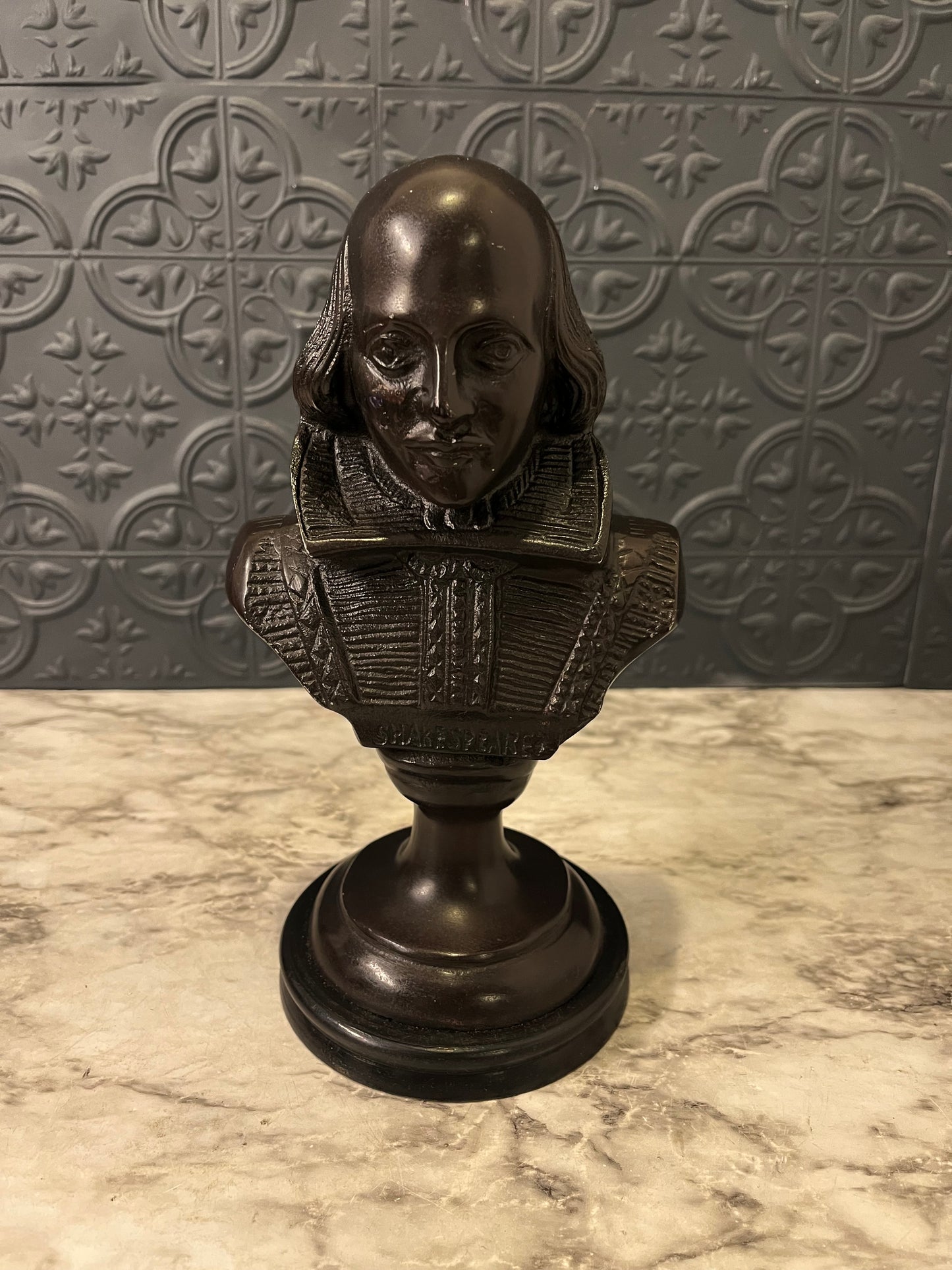Black Metal Statue of Shakespeare