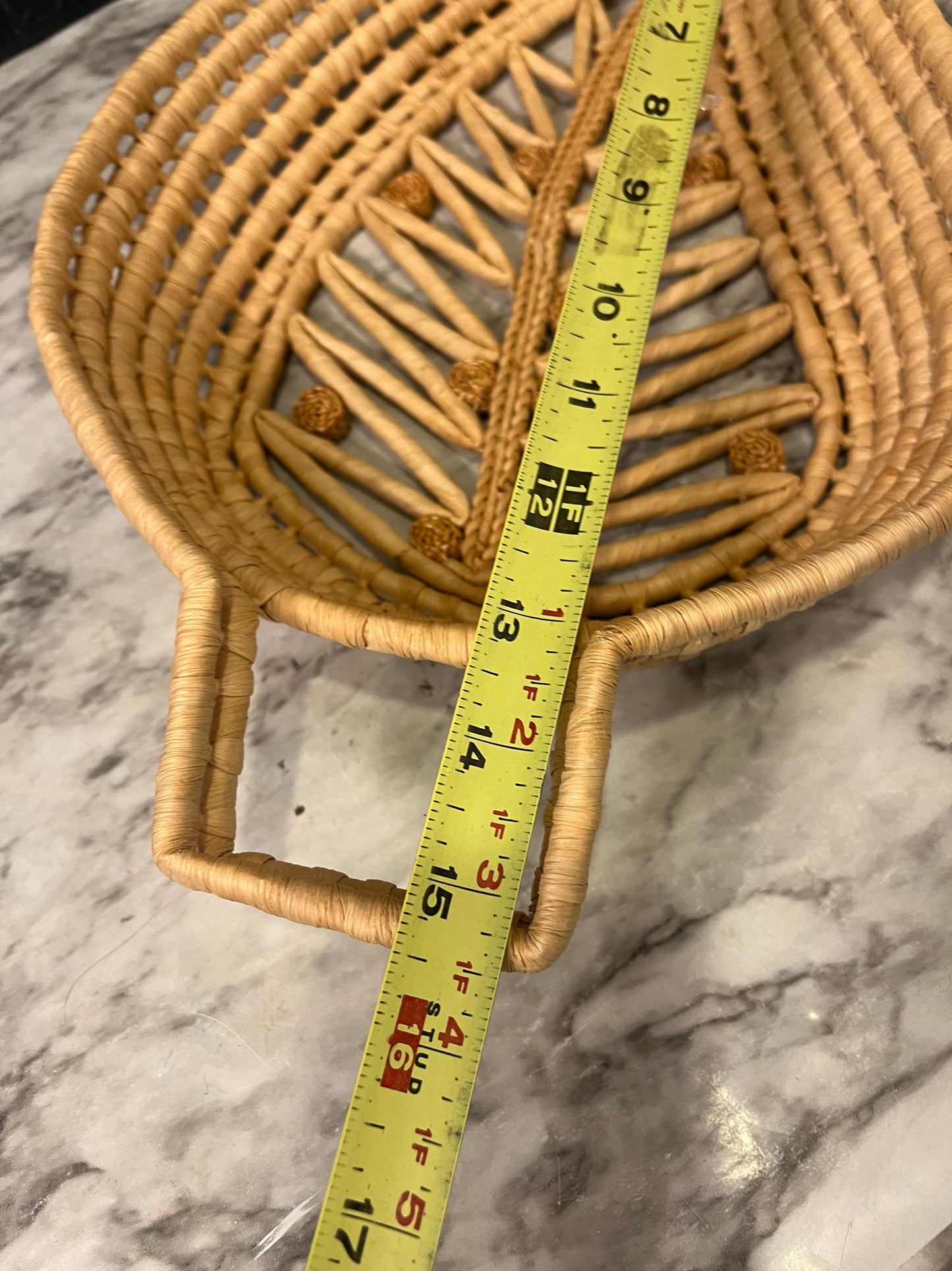 Leaf Shape Basket