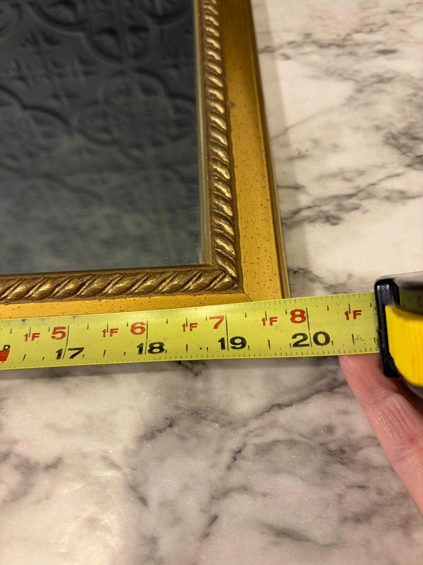 Rectangle Gold Mirror 19.75 x 10