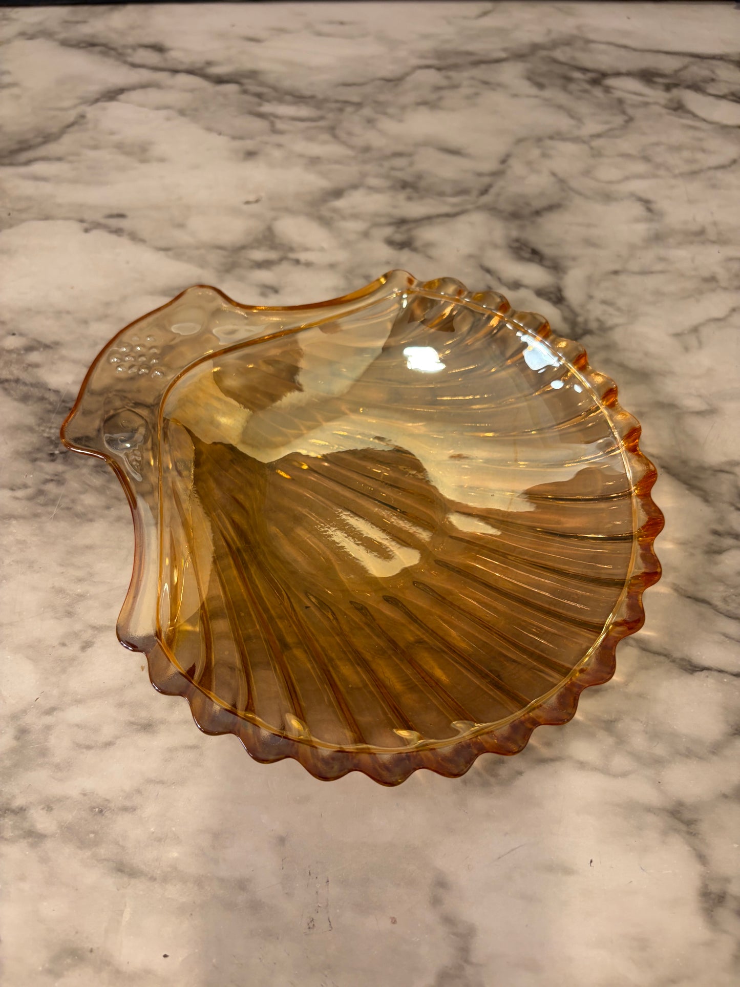 Indiana Glass Harvest Grape Carnival Shell Dish