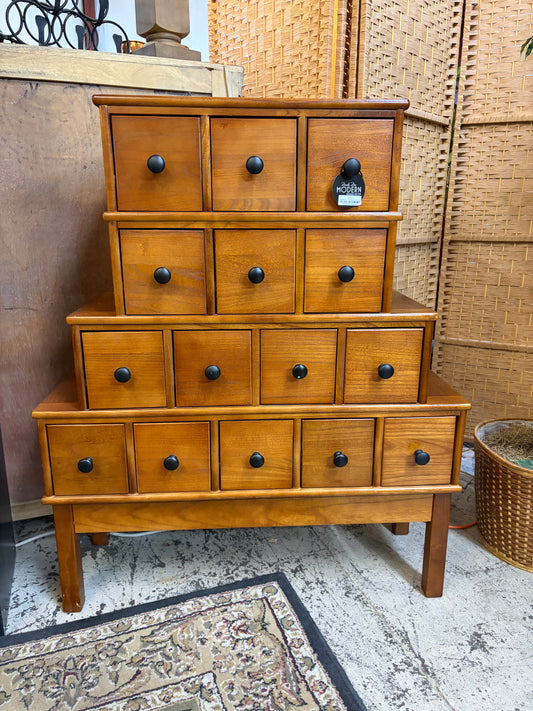 Apothacary 15 Drawers Pyramid