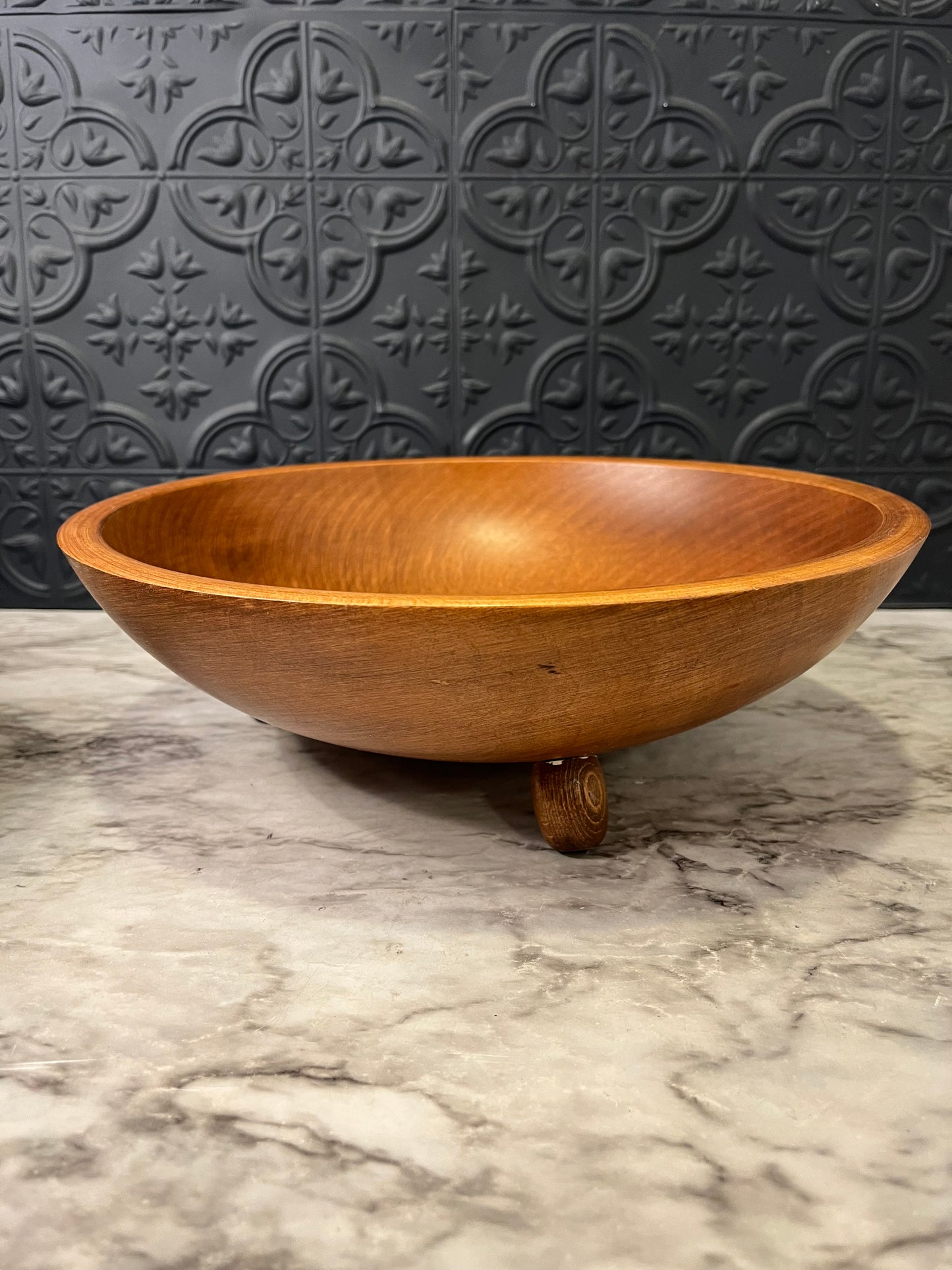 Wood Bowl with 3 Round wood feet