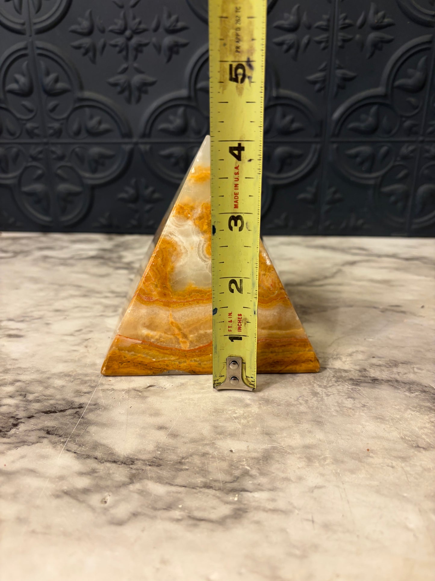 Onyx Pyramid Carmel Color 4"