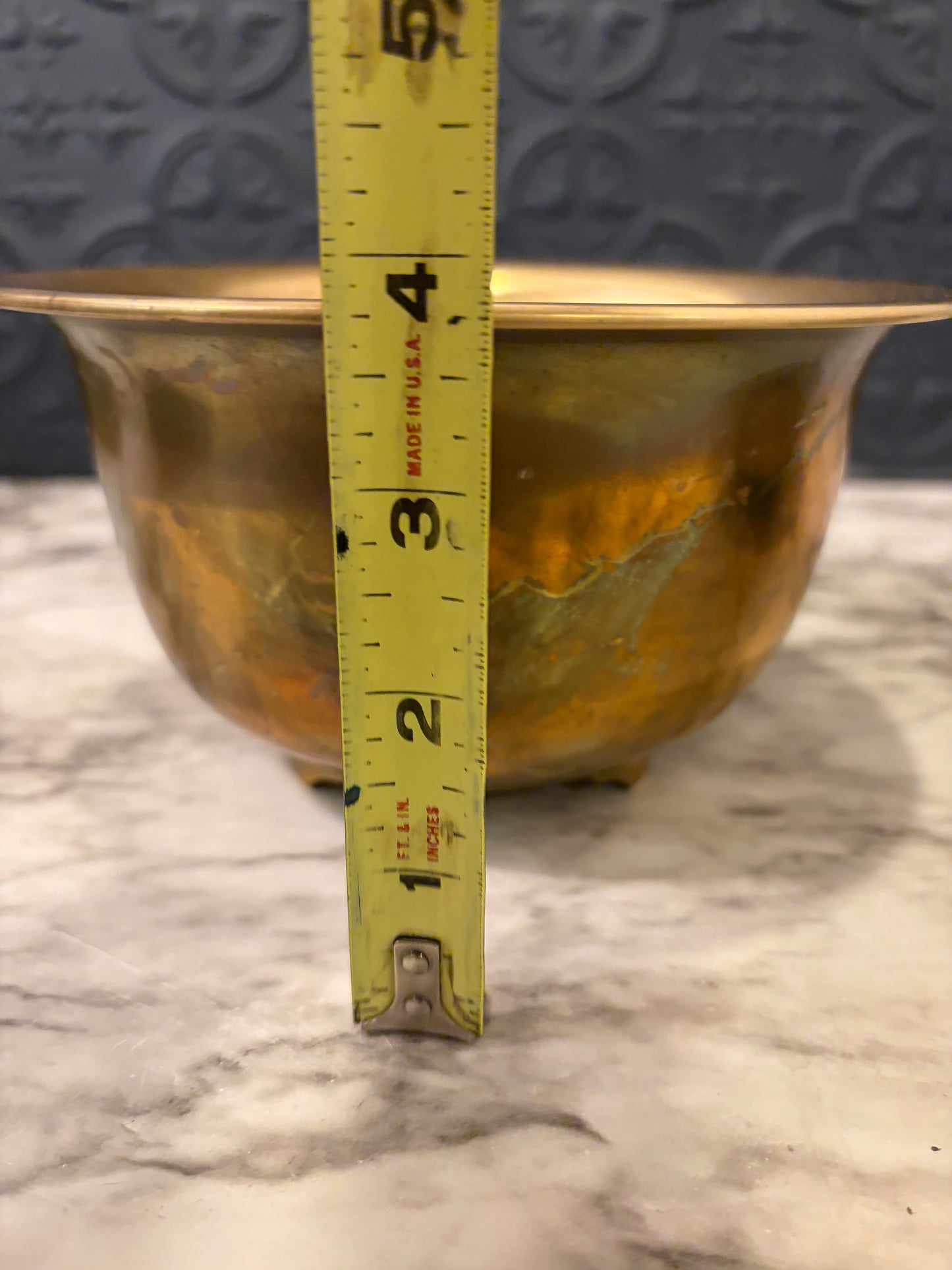 7" Brass Bowl with 3 Feet (1)