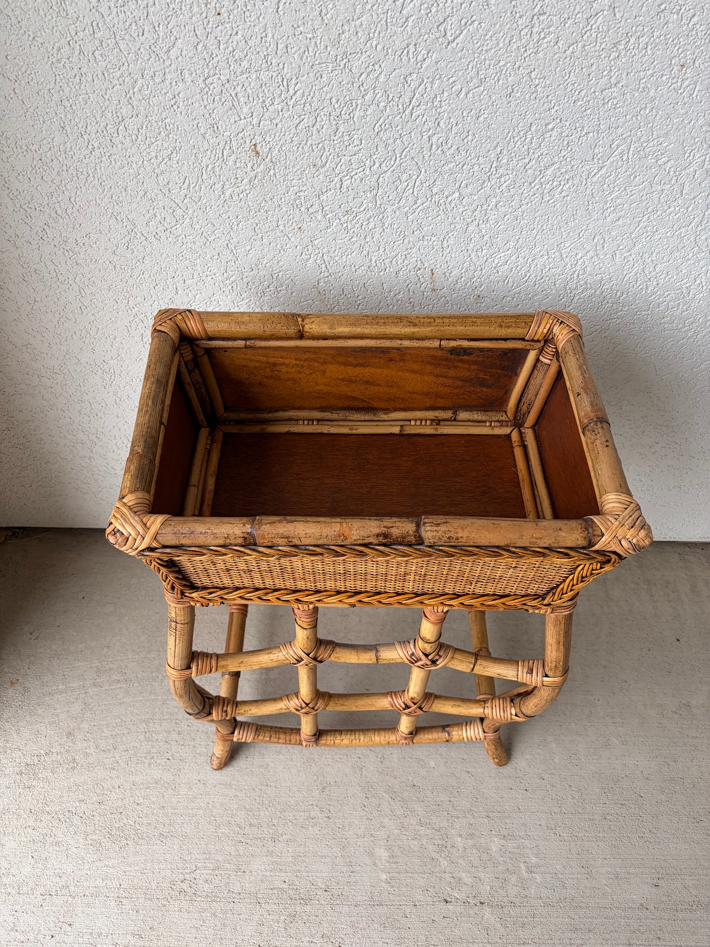 Vintage Bamboo Wine Rack with Tray