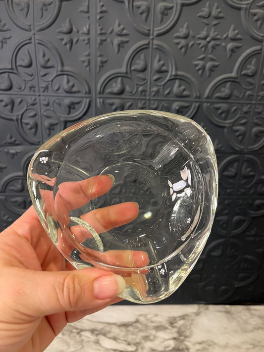 Glass Ashtray Triangle