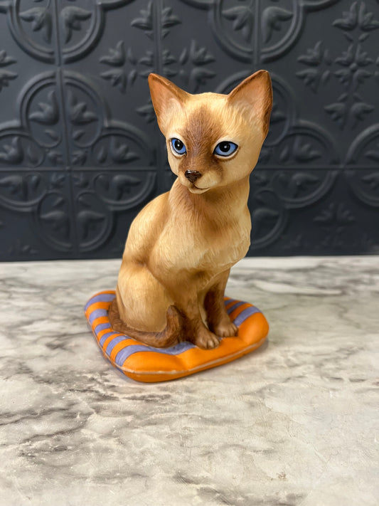 Aldo Fazio Siamese Cat Figurine