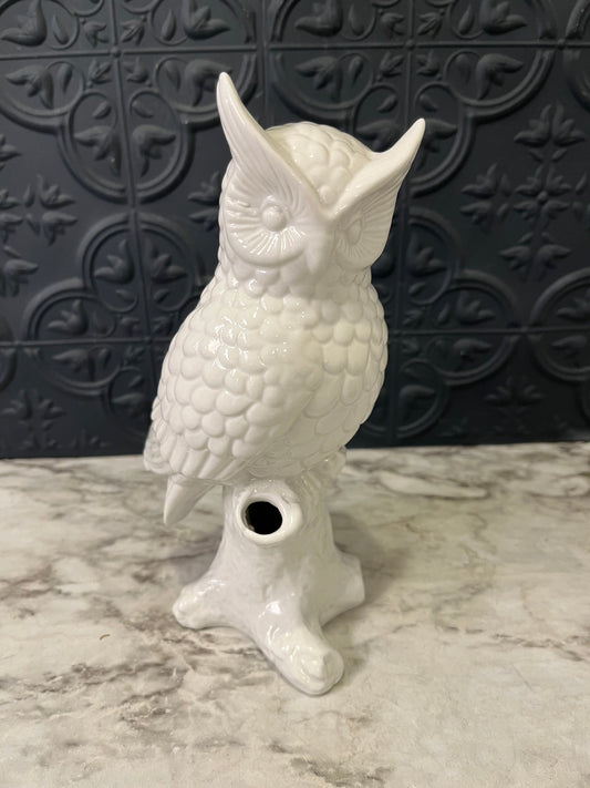 White Ceramic Owl Tulipere Vase