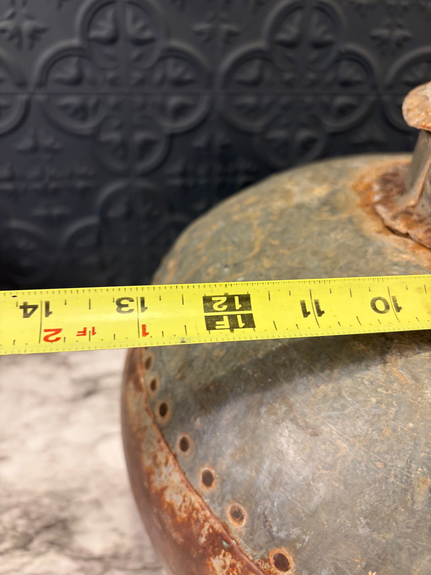 Round Metal Pot