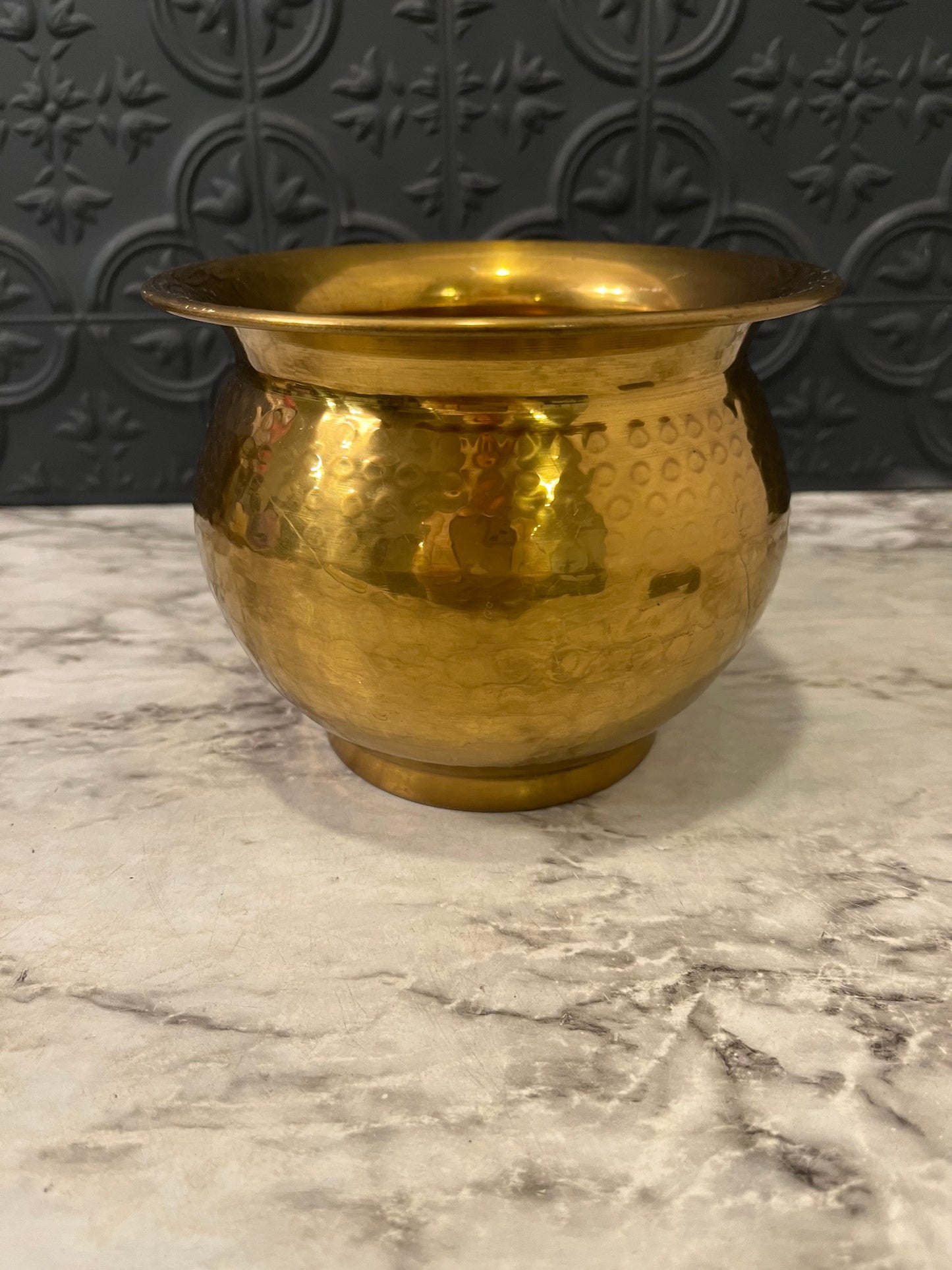 Hammered Round Brass Planter 4.5 "
