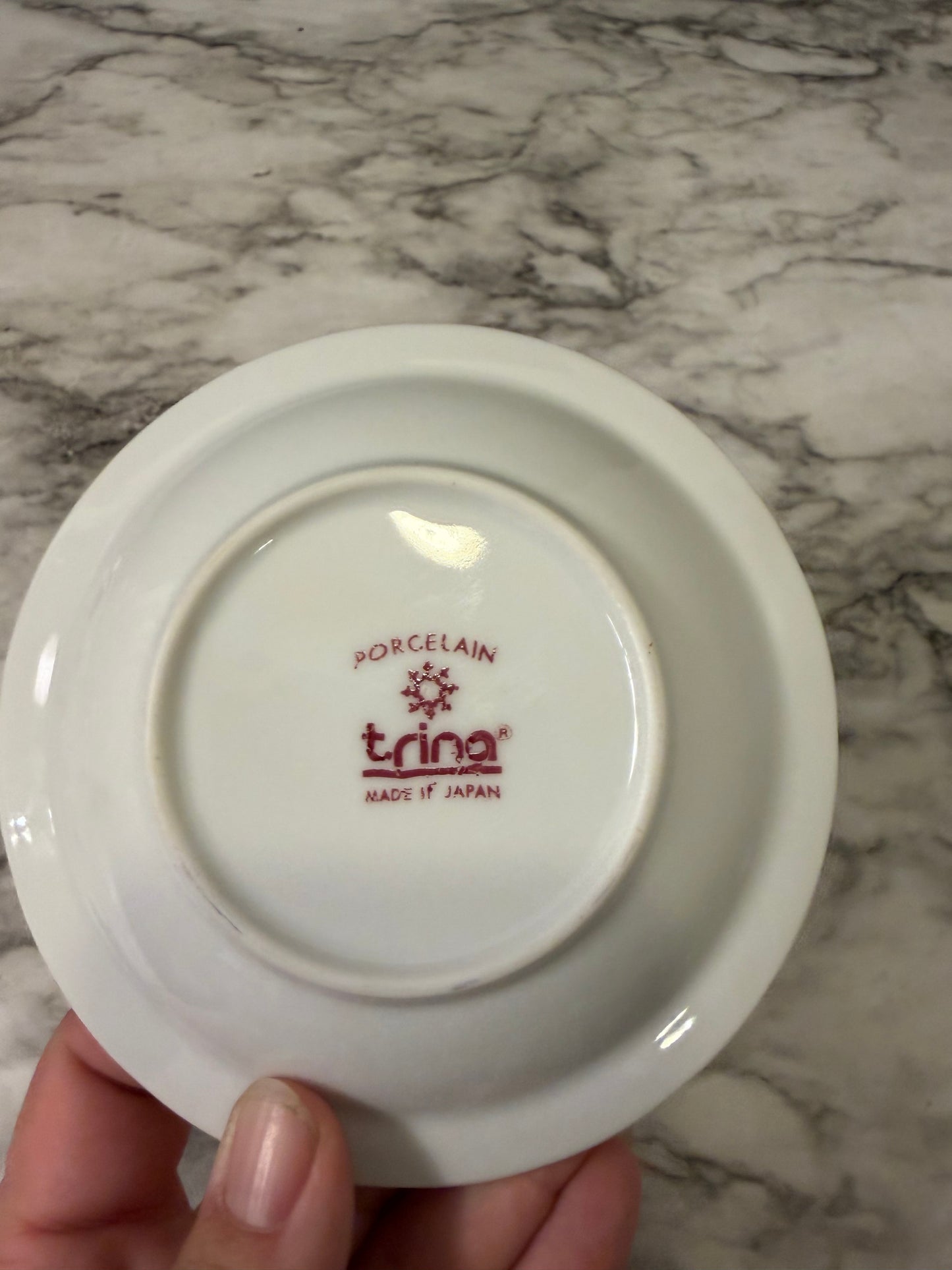 Trina Hummingbird Dish