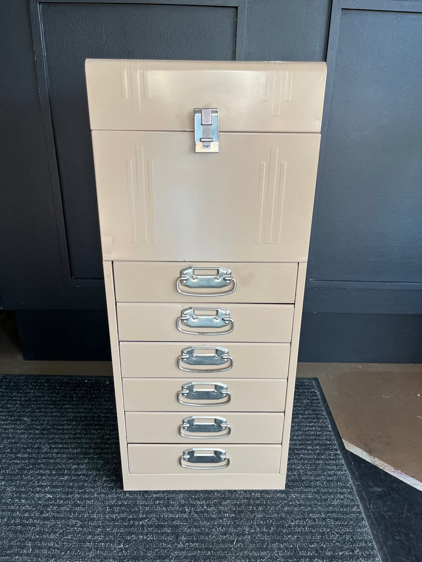 Vintage Metal 6 drawer file cabinet