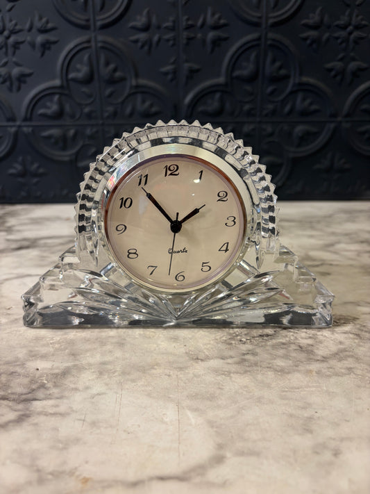 Tabletop Quartz Crystal Clock 6"