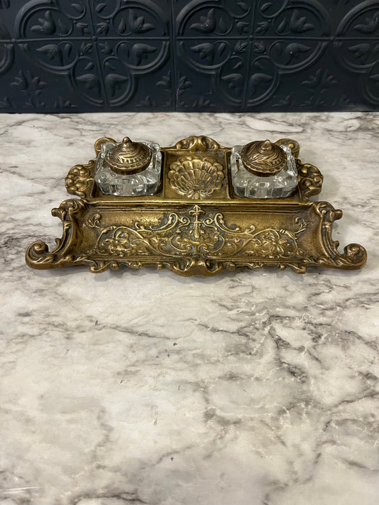 Antique Art Nouveau ink well