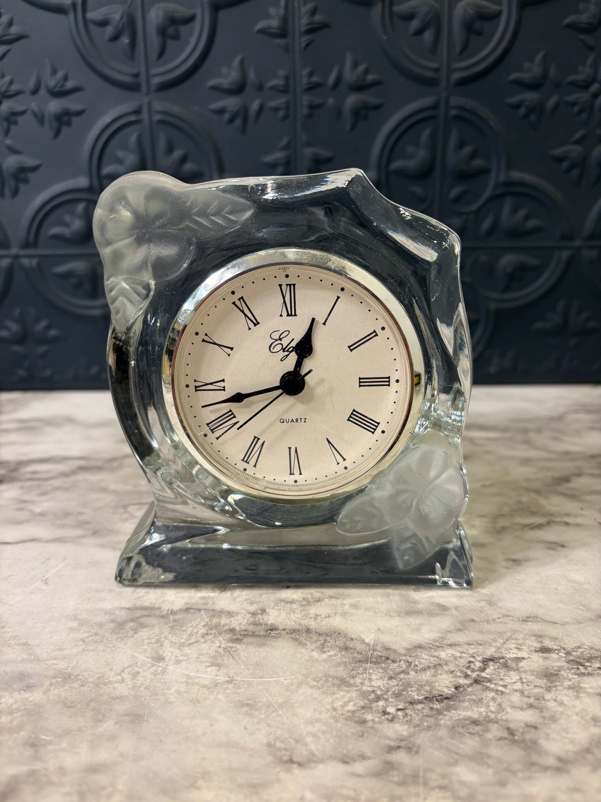 Vintage Elgin Etched Floral Glass Clock