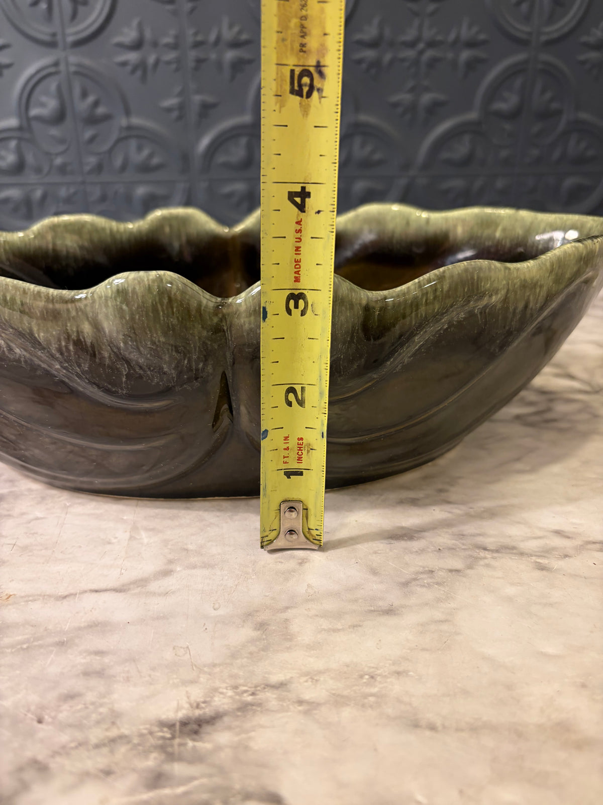 Hull USA F77 Green Planter