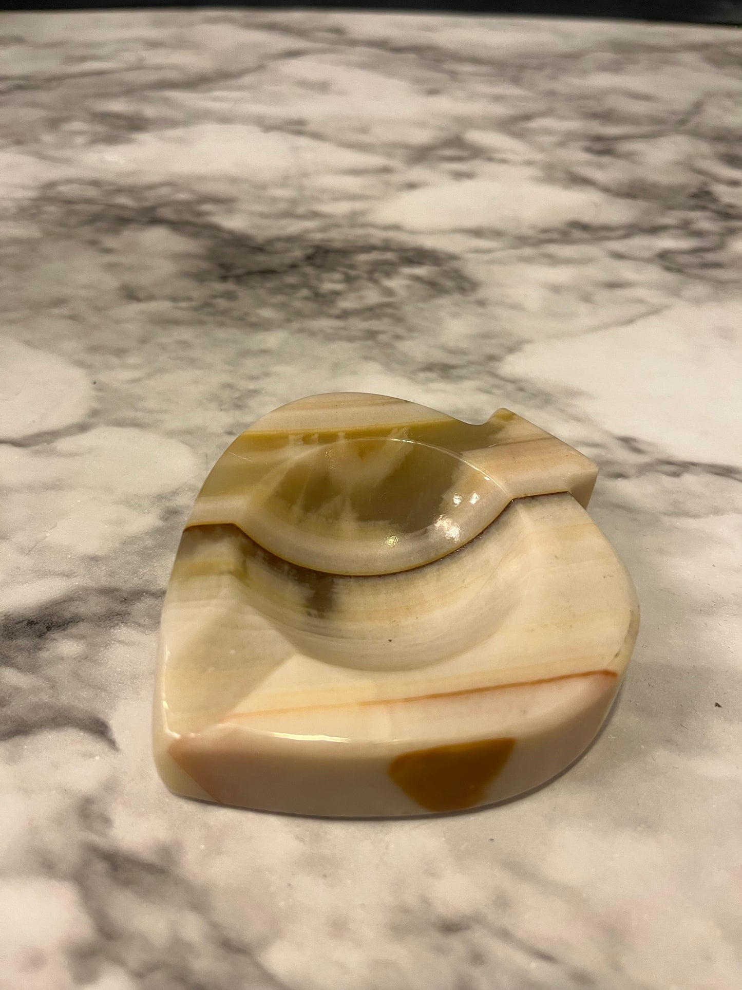 Onyx Spade Individual Ashtray