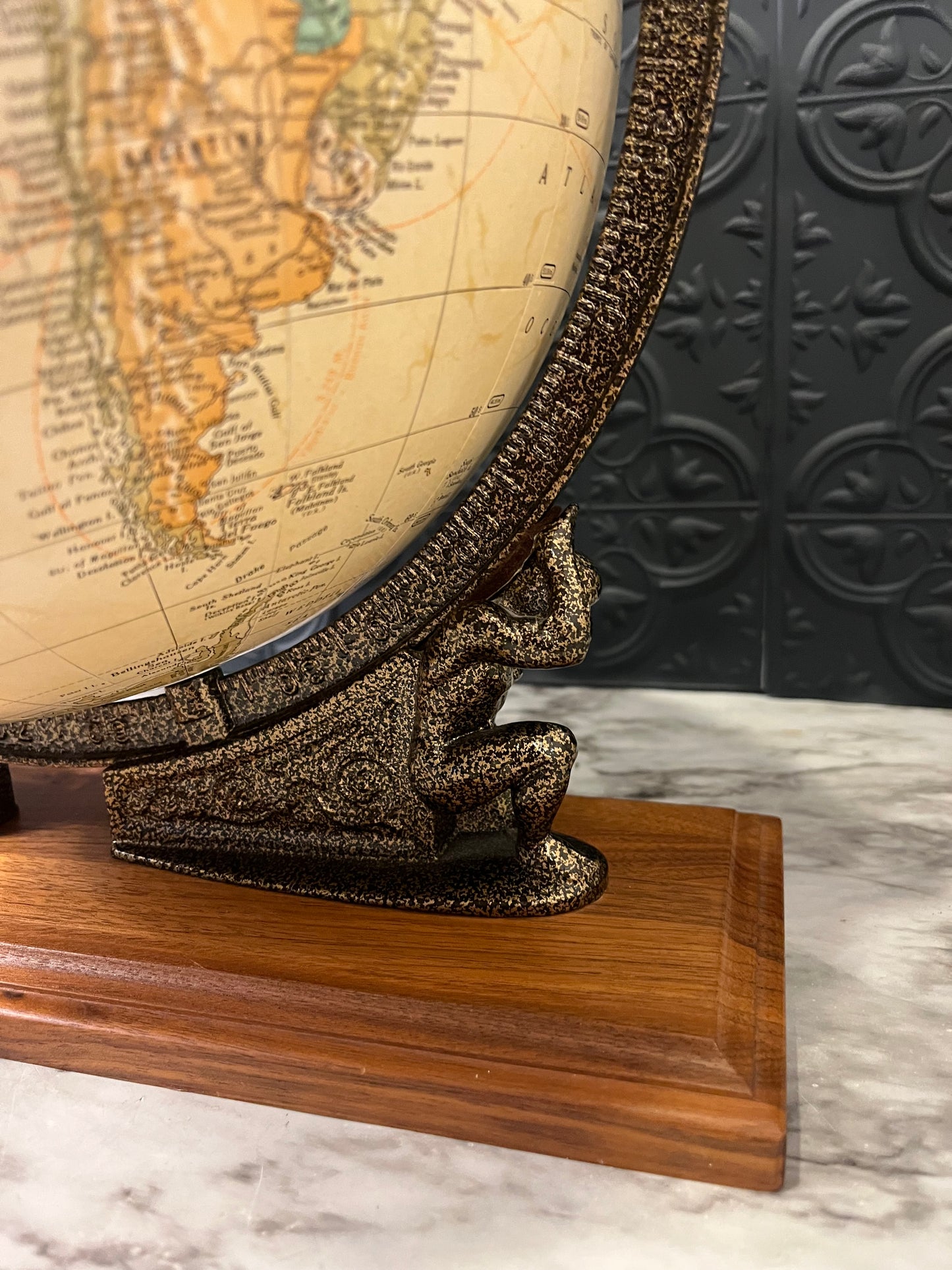 Crams Imperial World Globe on Stand with Atlas