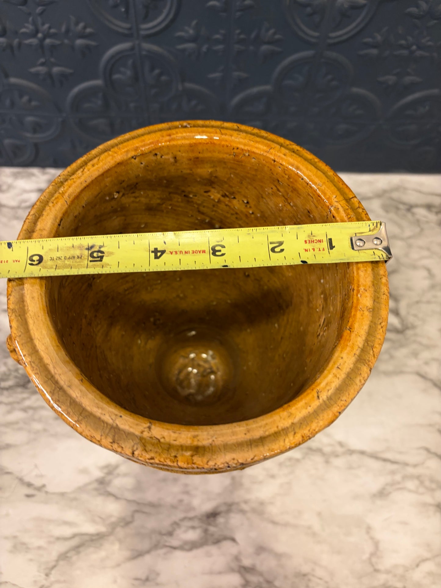 Mustard Crackle Urn with Lion Heads